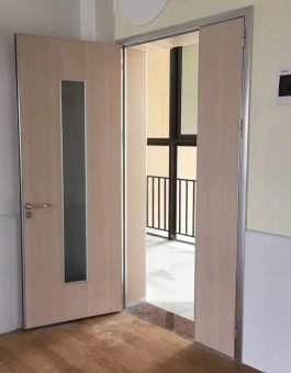 schooldoor
